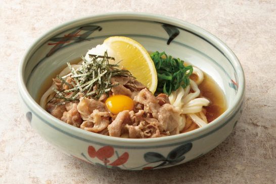 【夏のおすすめ】季節限定うどん「三元豚の冷たいぶっかけうどん」販売開始